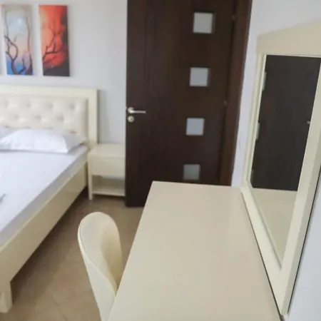 Luis Penthouse