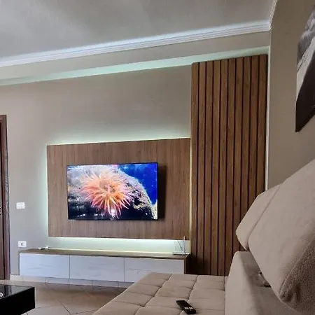 Luis Penthouse Appartement Berat