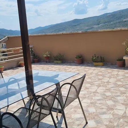 Luis Penthouse Berat