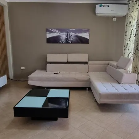 Luis Penthouse 아파트