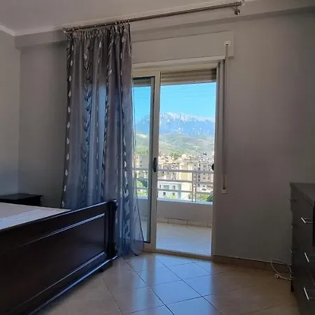 Luis Penthouse 베라트