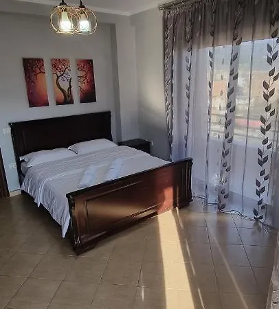 Luis Penthouse 아파트