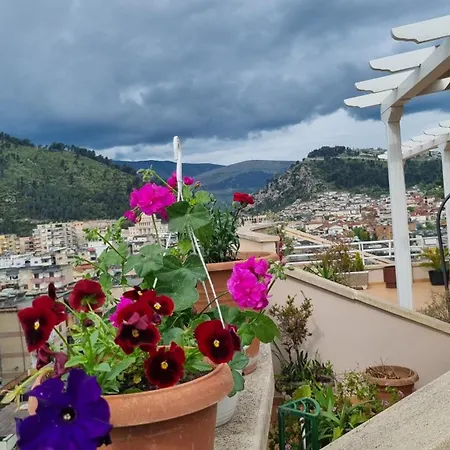 Luis Penthouse *