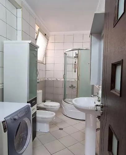 Luis Penthouse * Berat